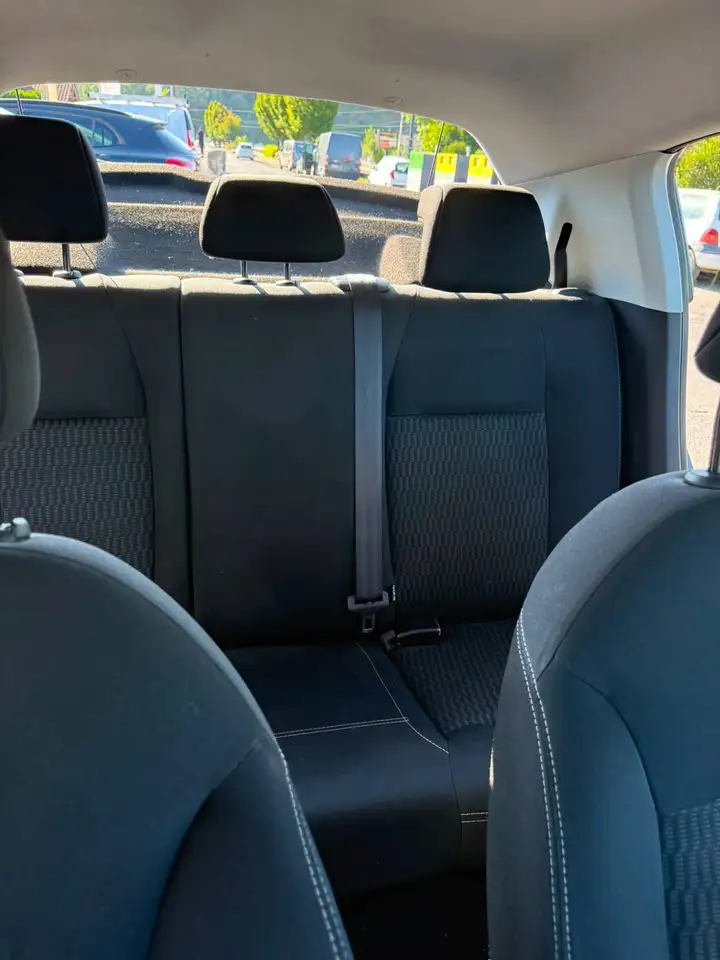 Peugeot 208 208 — photo 5