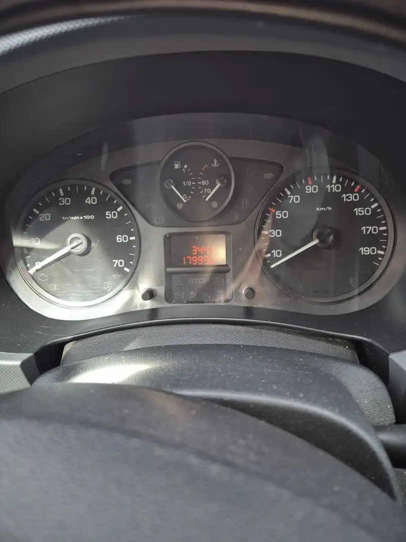 Peugeot Partner 1.6 HDi 75 L1 FAP Avantage - 2