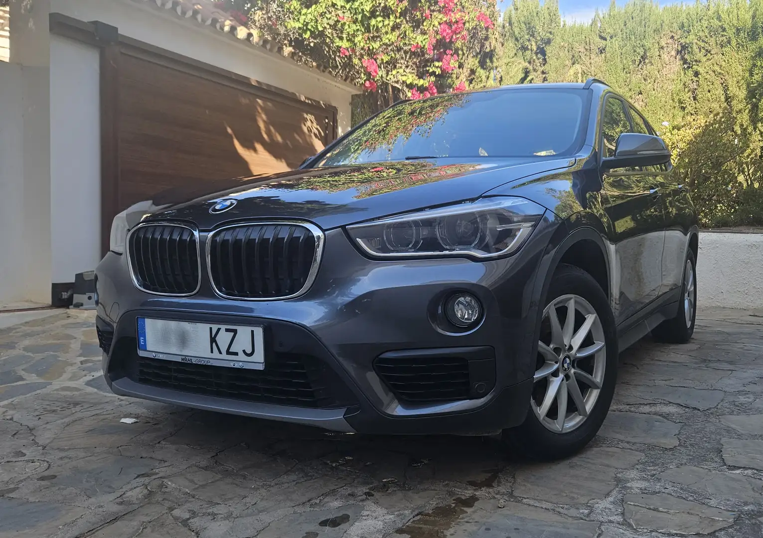 BMW X1 X1 xDrive 20d Gris - 1