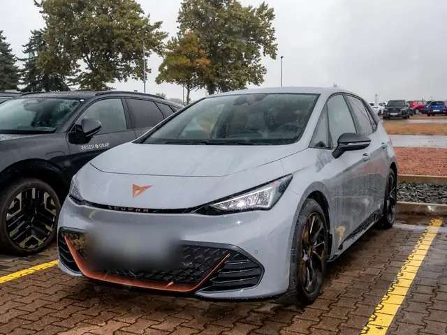 CUPRA Born