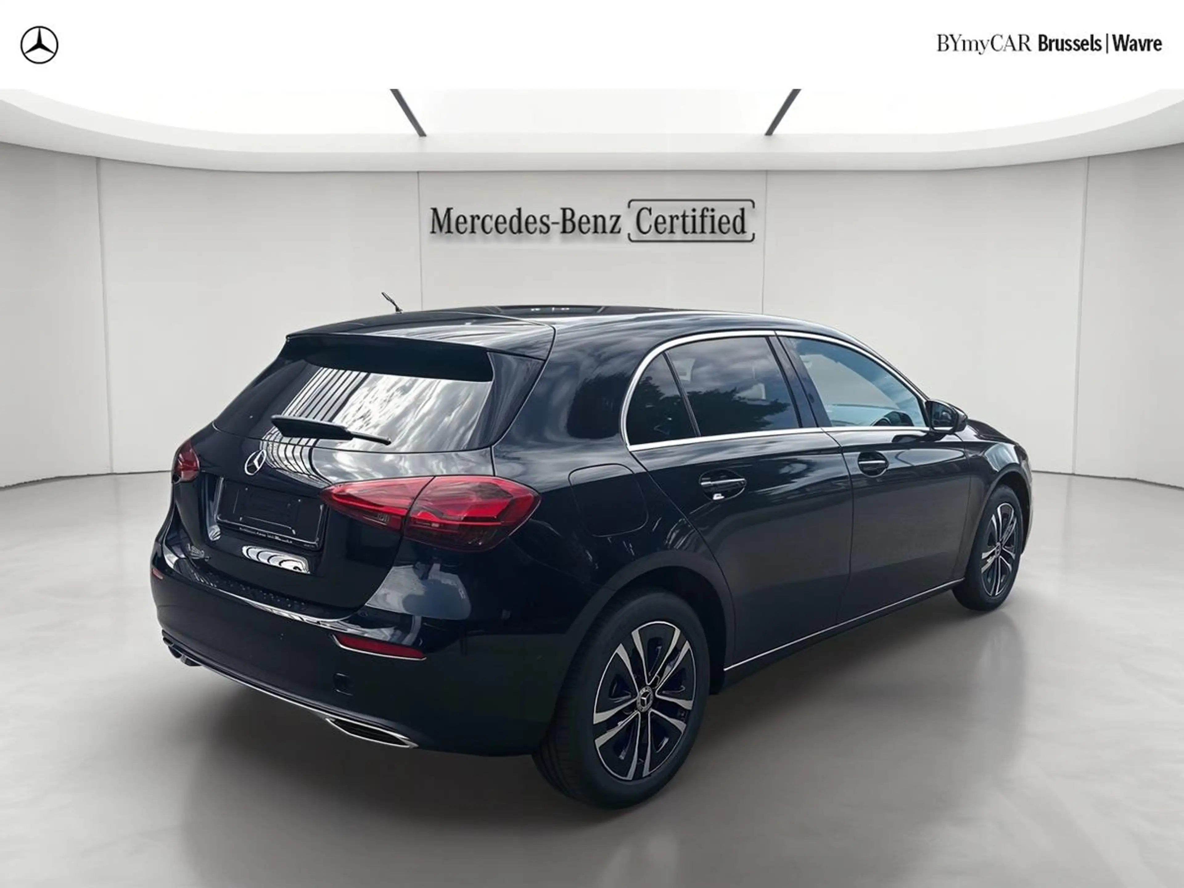 Mercedes-Benz A 250 A e Luxury Line — photo 3