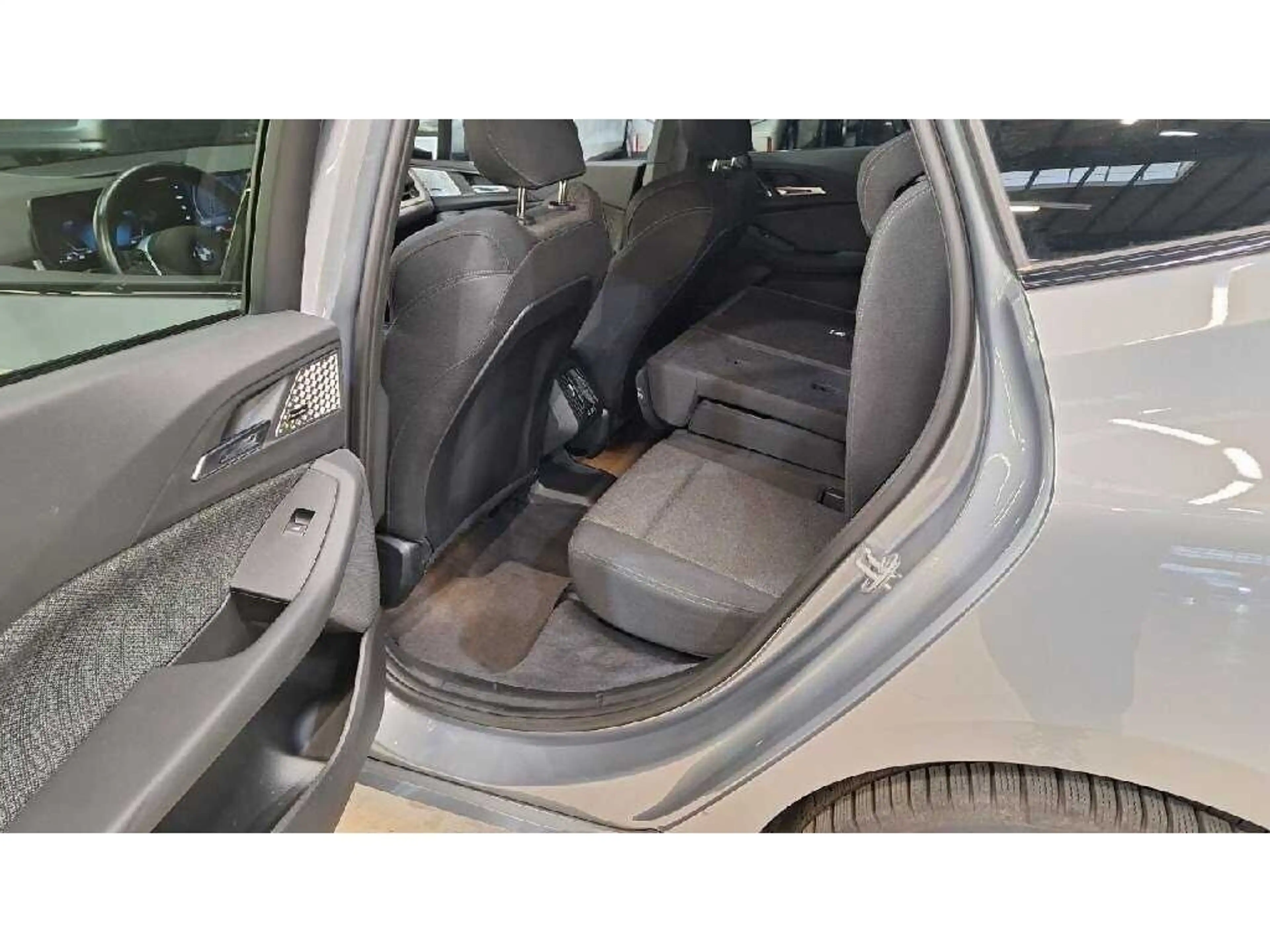 BMW 223 i Active Tourer Wide AHK SpoSi ACC BLIS LED — photo 12