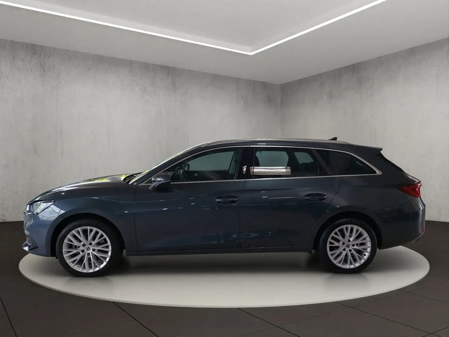 SEAT Leon Sportstourer XCELLENCE Grijs - 2