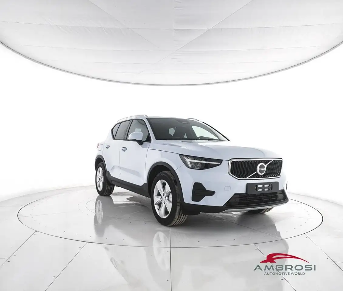Volvo XC40 2026