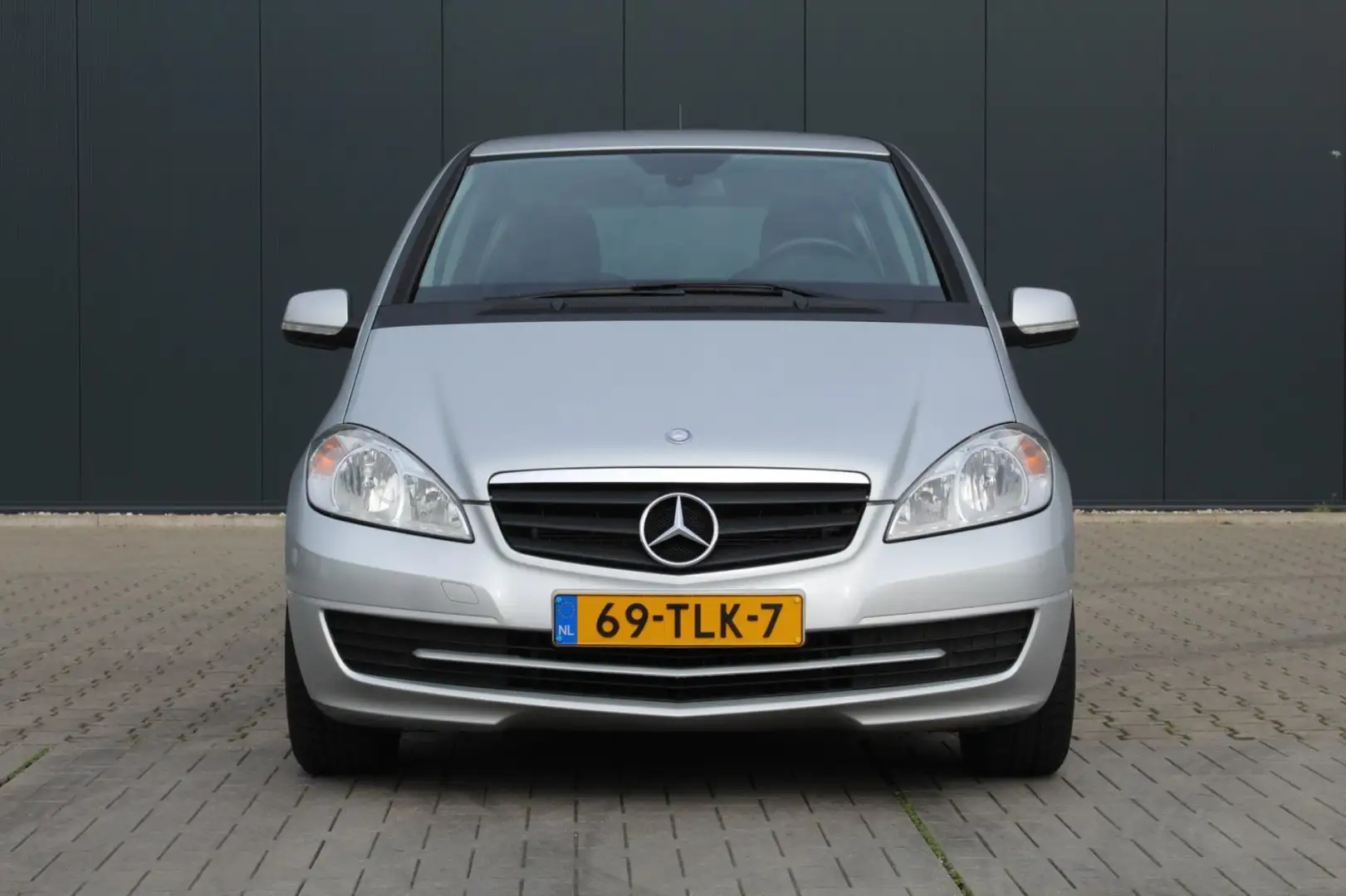 Mercedes-Benz A 160 BlueEFFICIENCY | airco | 5 drs | APK Šedá - 2