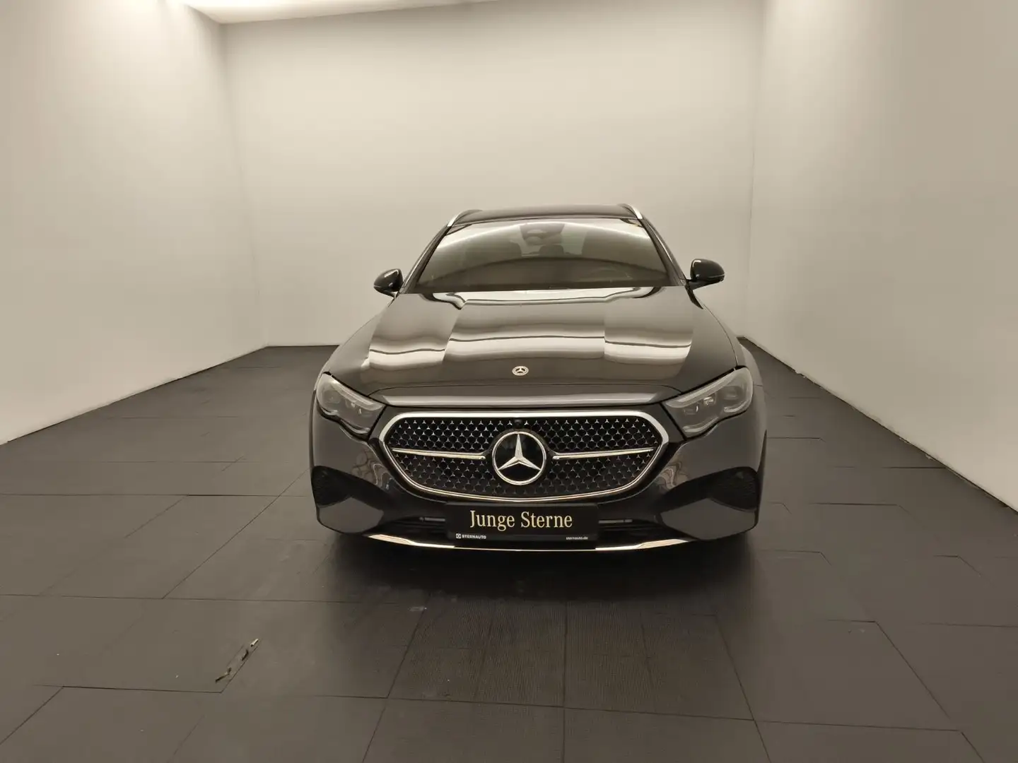 Mercedes-Benz E 300 E 300e T Avantgarde Advanced+ DigiLight AHK 19" Grau - 2