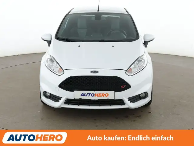 Ford Fiesta view 9