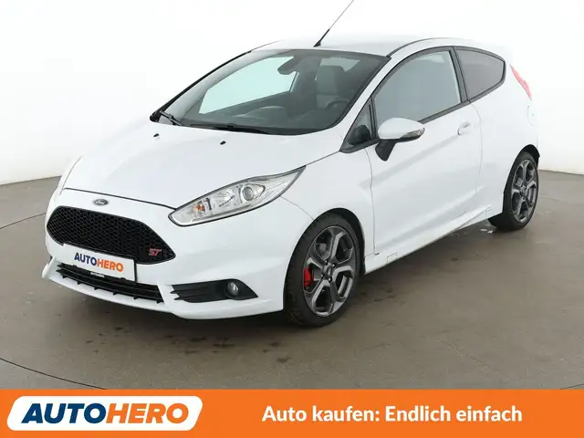 2016 Ford Fiesta in White for sale
