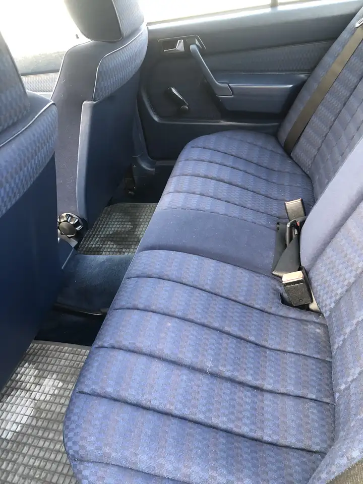 Mercedes-Benz 190 E, foto 10