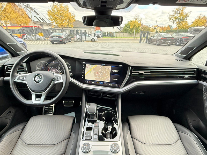 Volkswagen Touareg *R-Line*4M*3.0*V6*TDI*360*HUD*ACC*NACHT-S — photo 7