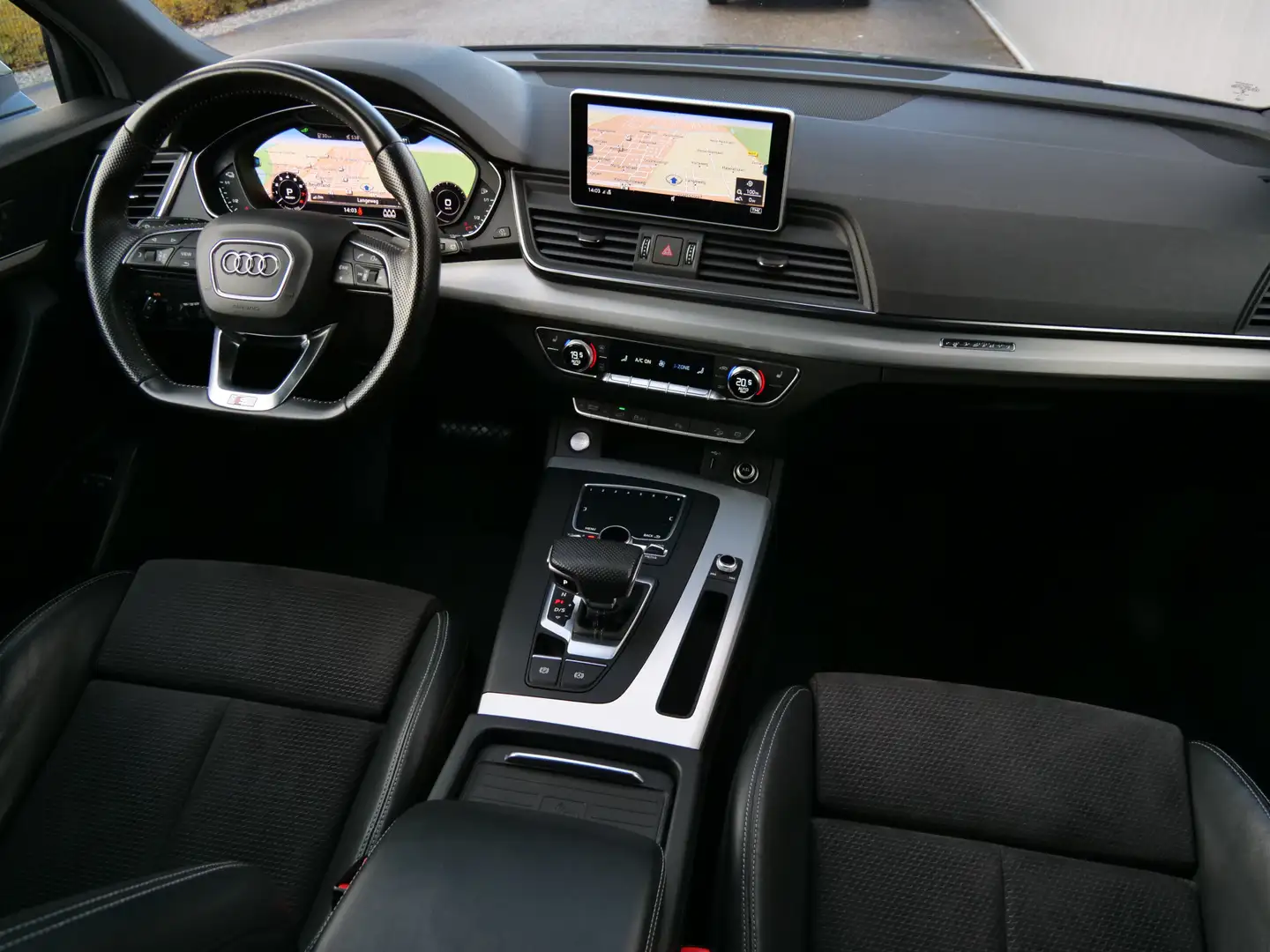 Audi Q5 50 TFSIe 367pk quattro Design Pro Line Plus Luchtv Grau - 2