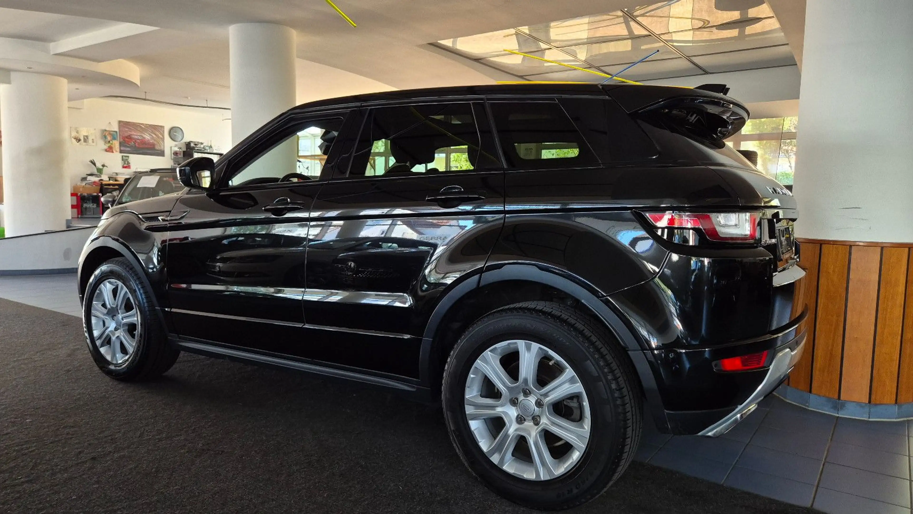 Land Rover Range Rover Evoque Evoque SE Dynamic/Leder/Pano/RFK/SHZ/Temp — photo 7