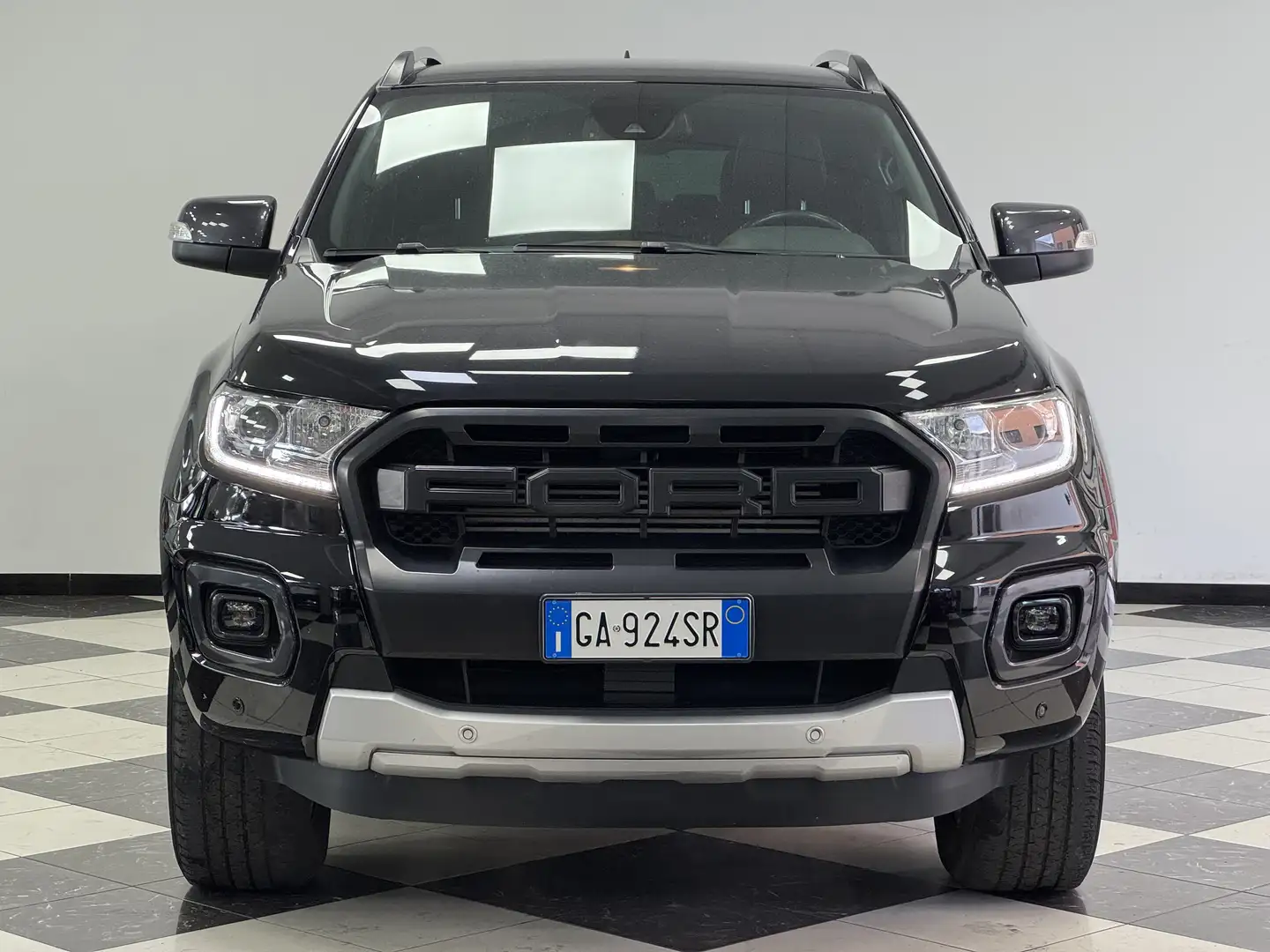 Ford Ranger Ranger VII 2.0 tdci double cab Wildtrak 170cv auto Schwarz - 2