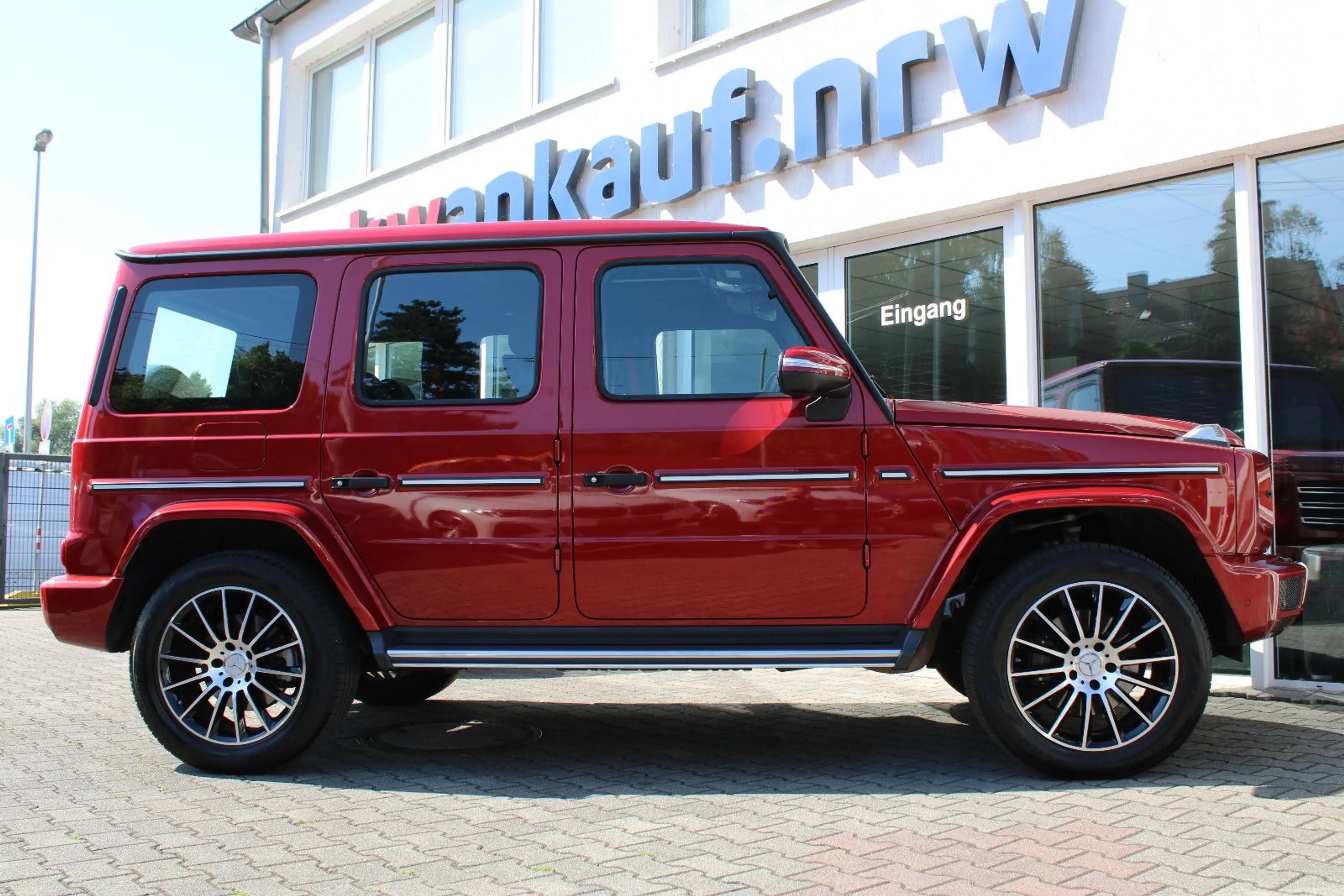 Mercedes-Benz G 350 d/AMG/Night/1.Hd/Glasd/ACC/360°Kam/Burmest — photo 9