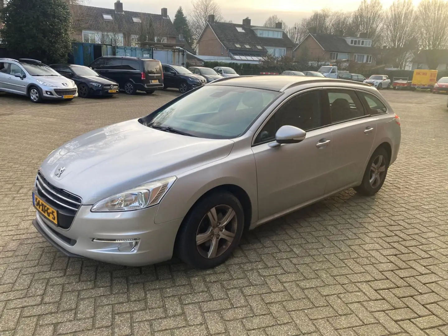 Peugeot 508 SW 1.6 THP Blue Lease Executive Grijs - 1