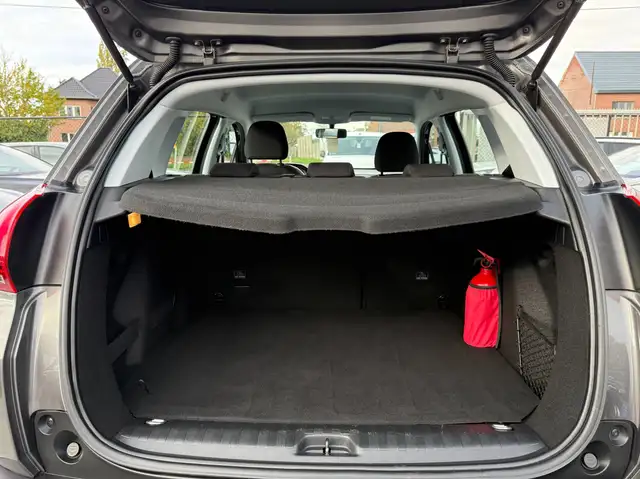 Peugeot 2008 view 14
