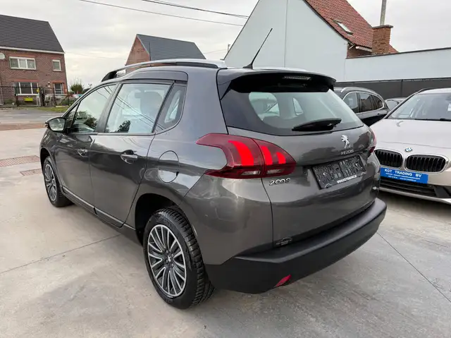 Peugeot 2008 view 7