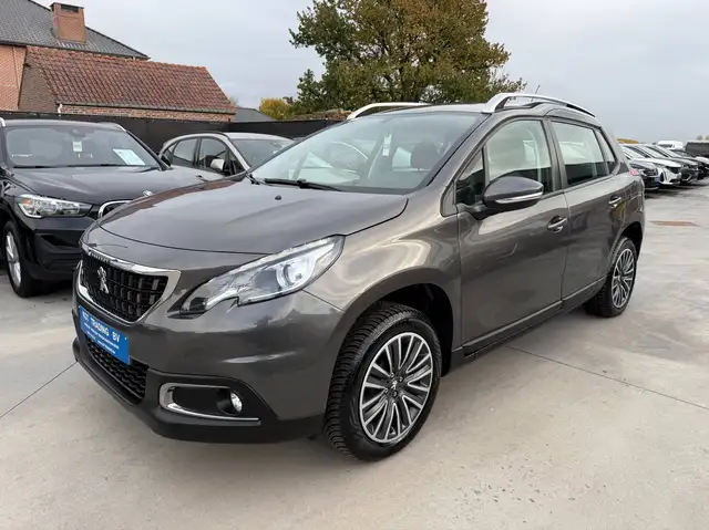 Peugeot 2008 view 9