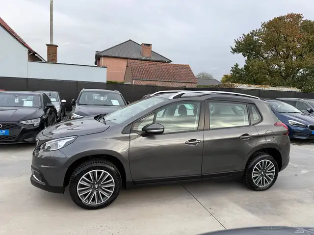 Peugeot 2008 view 8