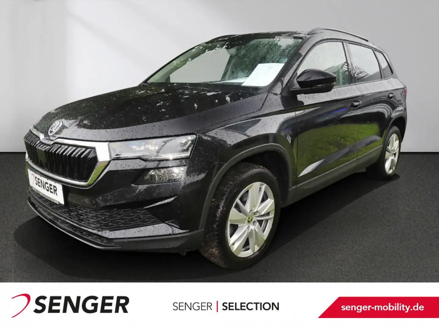 Skoda Karoq 1.5 TSI Selection DSG Navi Matrix PDC ACC Schwarz - 1