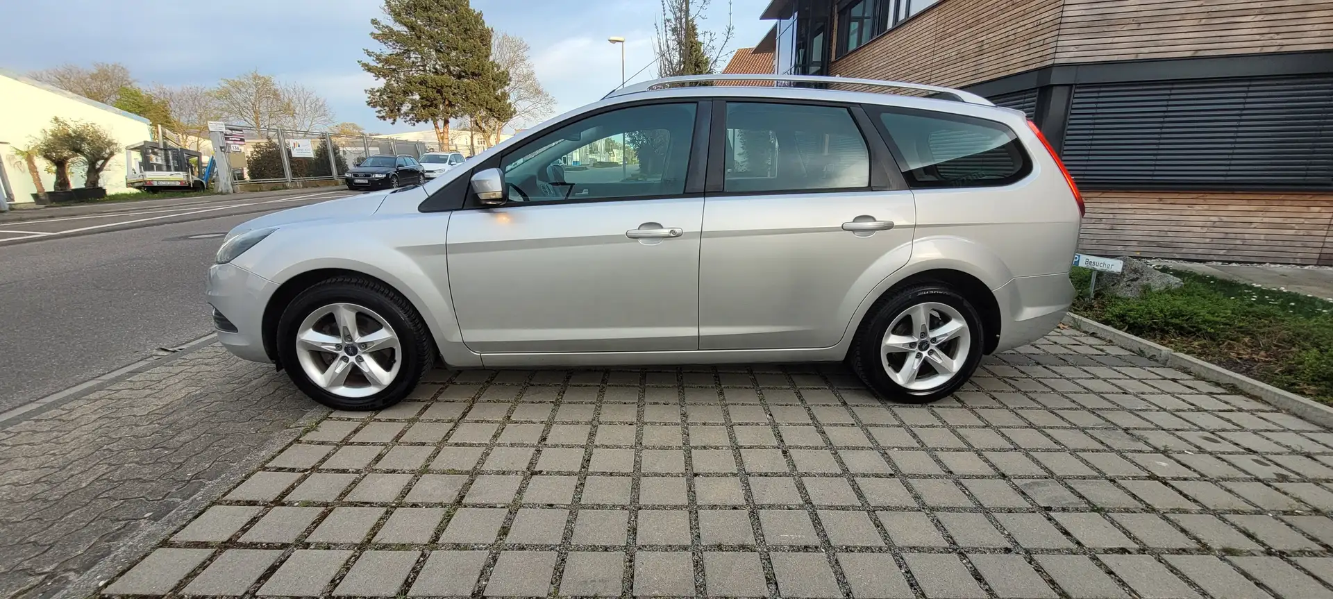 Ford Focus Style 1,6 Ltr-2.Hand-Klima-Alu - 2