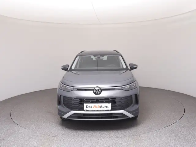 Volkswagen Tayron view 3