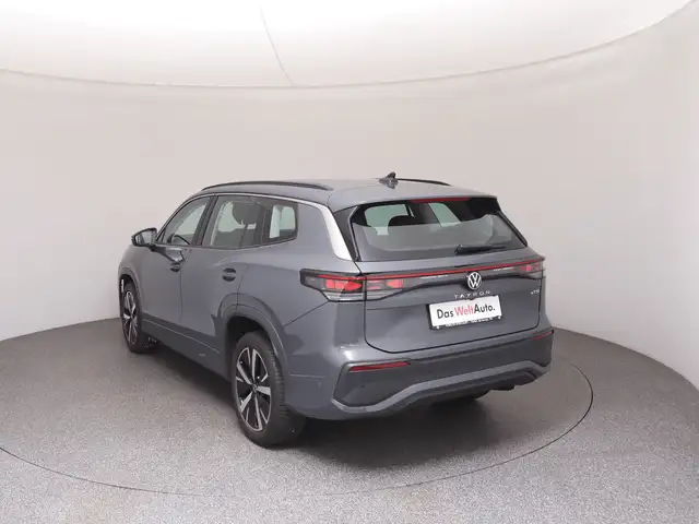 Volkswagen Tayron view 5