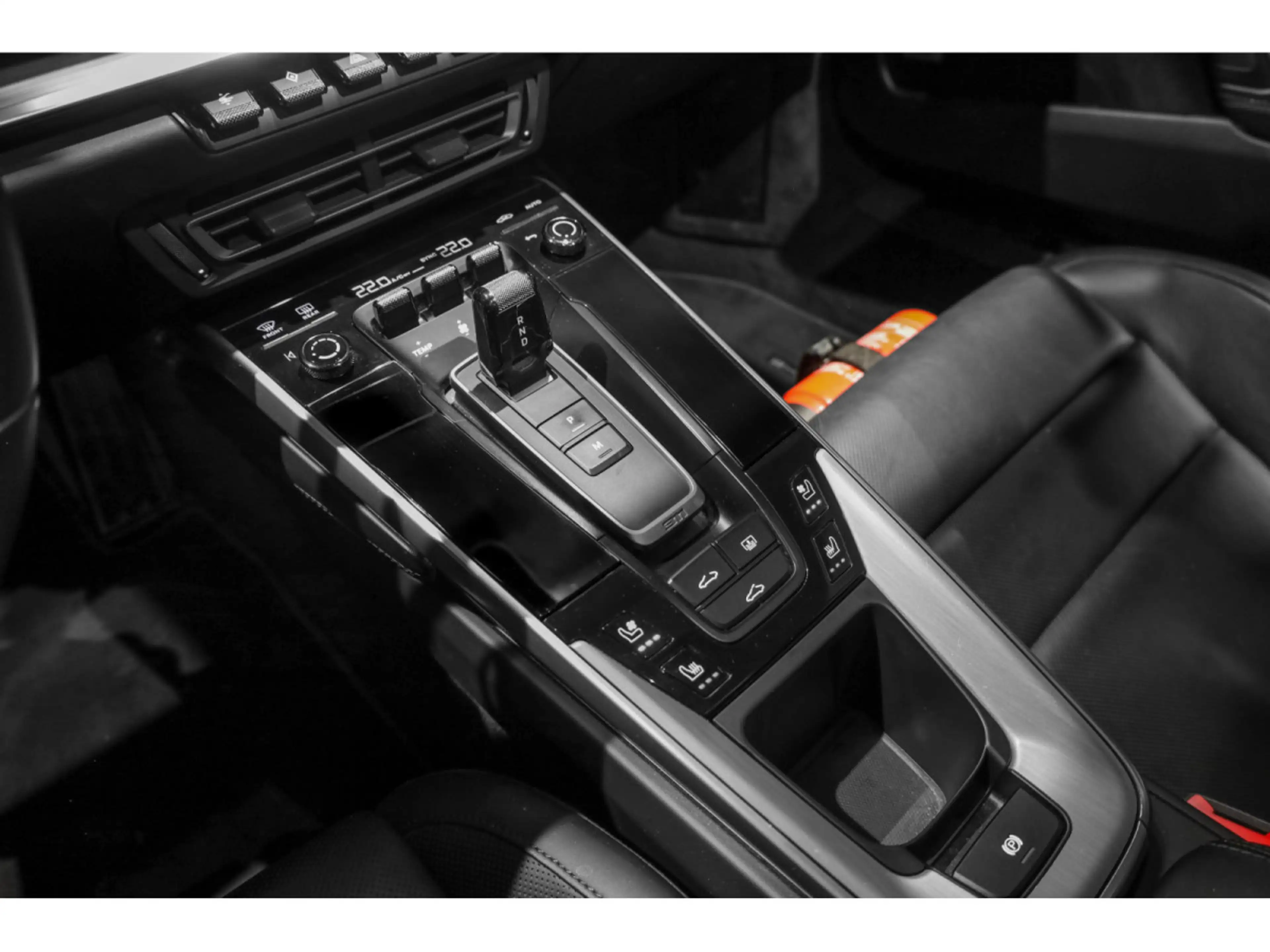Porsche 992 992.1 Carrera 4S Coupé PDK — photo 13