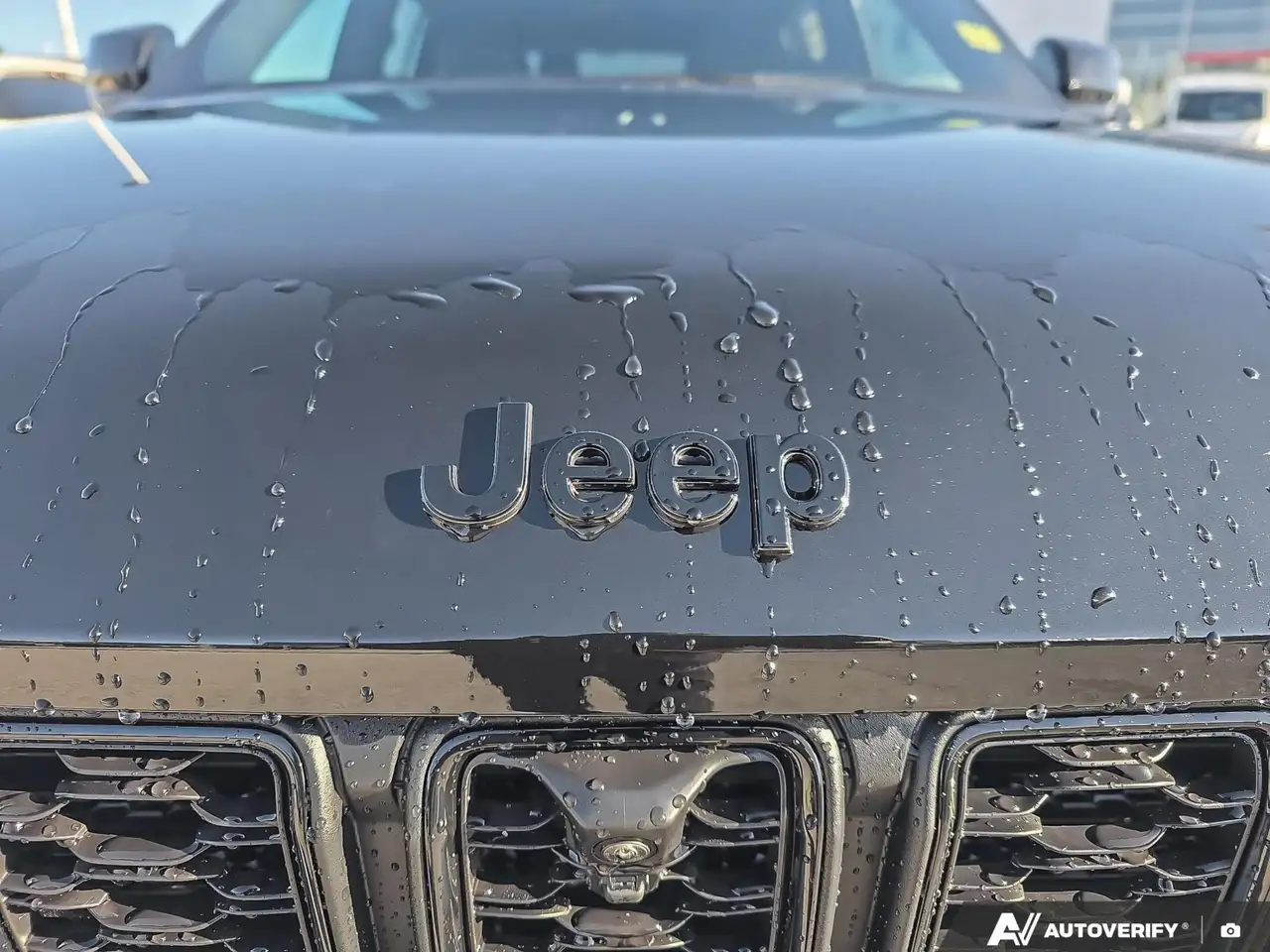 Jeep Grand Cherokee снимка Jeep Grand Cherokee
