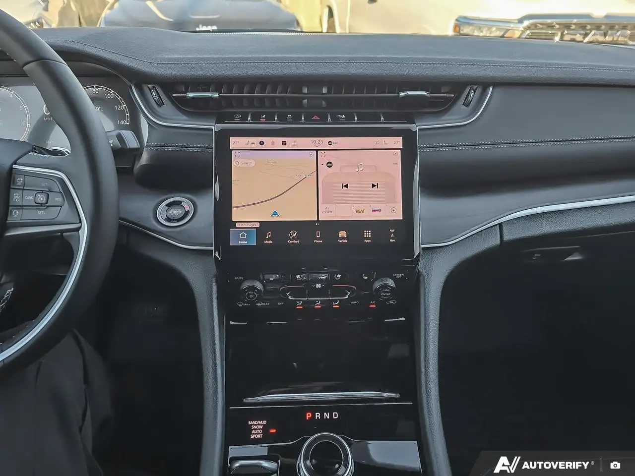 Jeep Grand Cherokee снимка Jeep Grand Cherokee