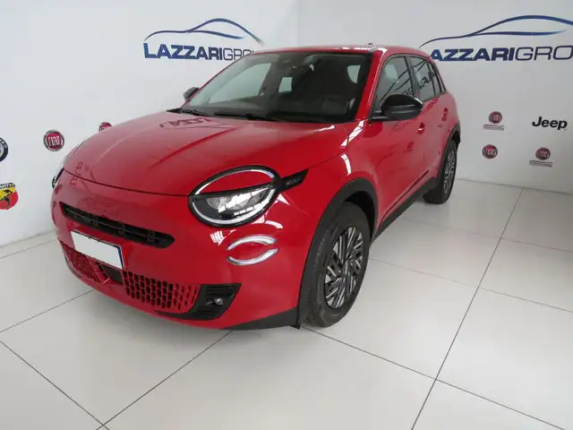 Fiat 600e Red