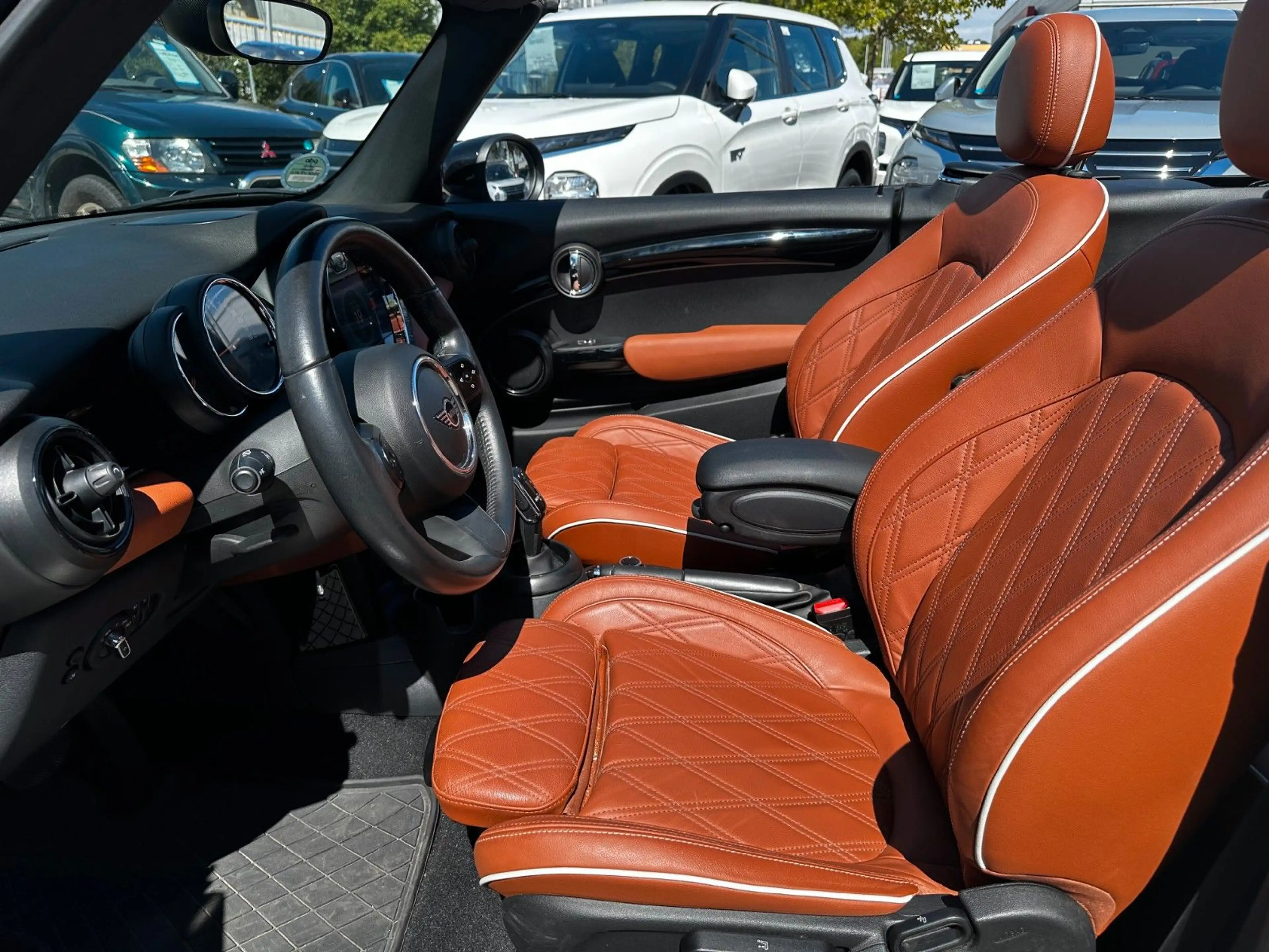 MINI Cooper Cabrio Automatik *NAV*SH*Kamera* — photo 11