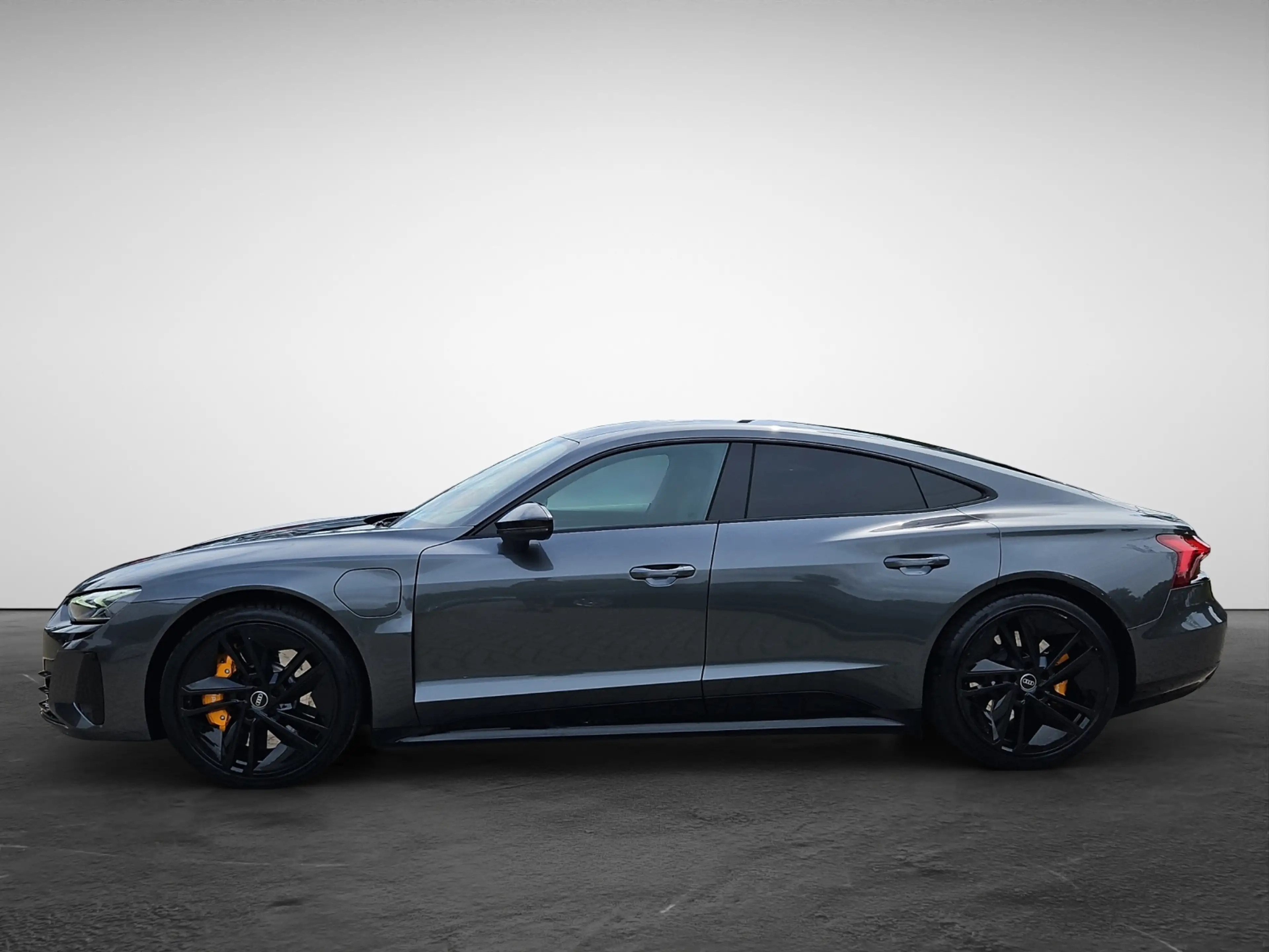 Audi RS e-tron GT quattro NaviPlus Matrix mit Laser HeadUp 21-Zol... — photo 3