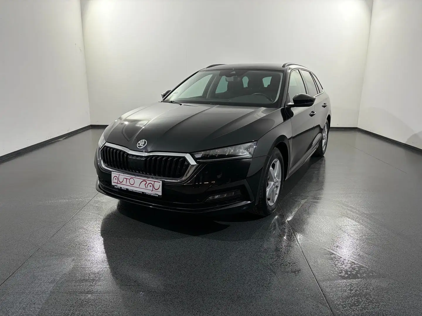 Skoda Octavia Com. 2.0 TDI Ambition DSG *LED*ACC*NAVI* Schwarz - 2
