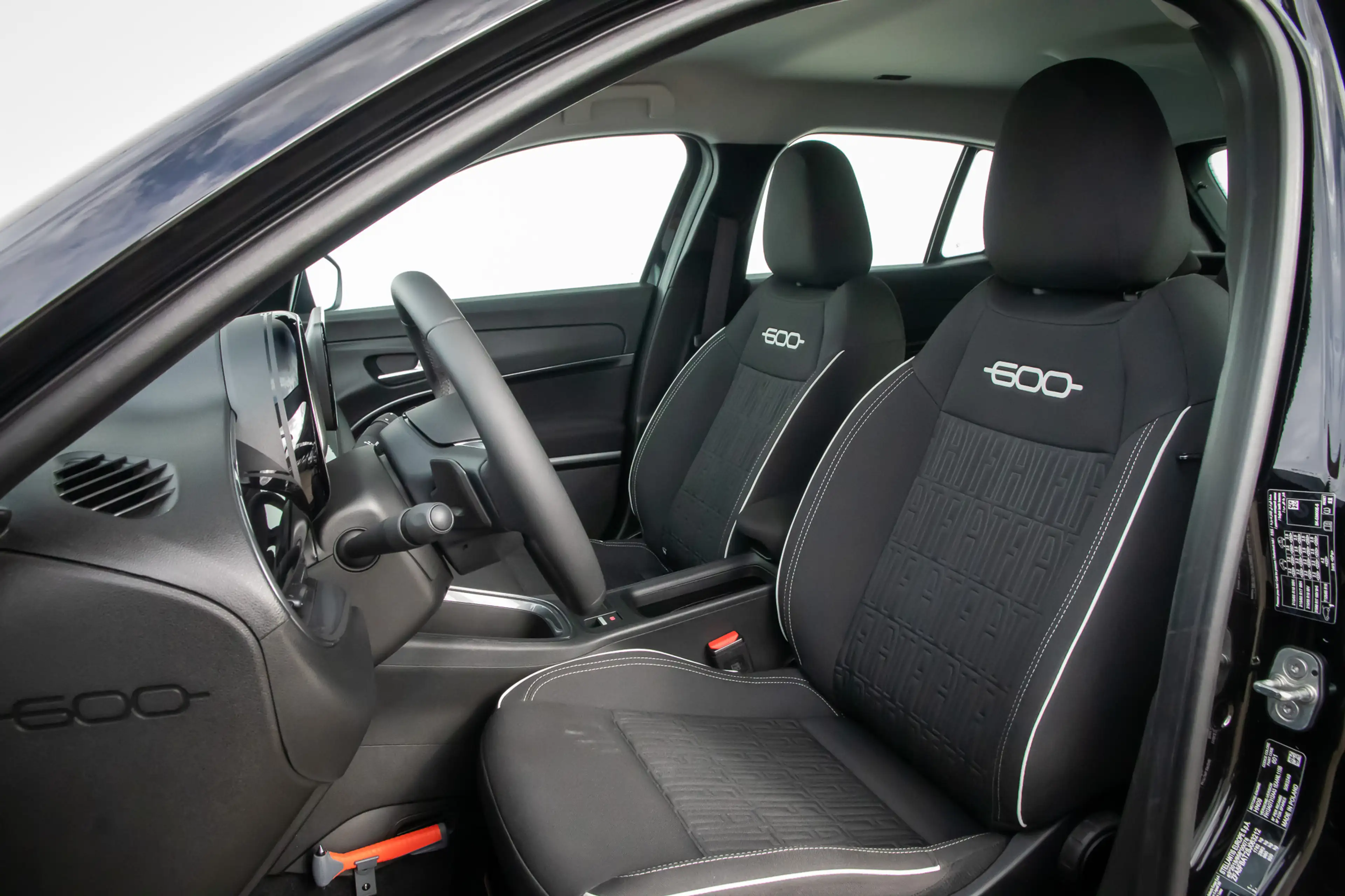 Fiat 600 1.2 Hybrid Urban NlAuto 360Camera Stoelverwarming — photo 9