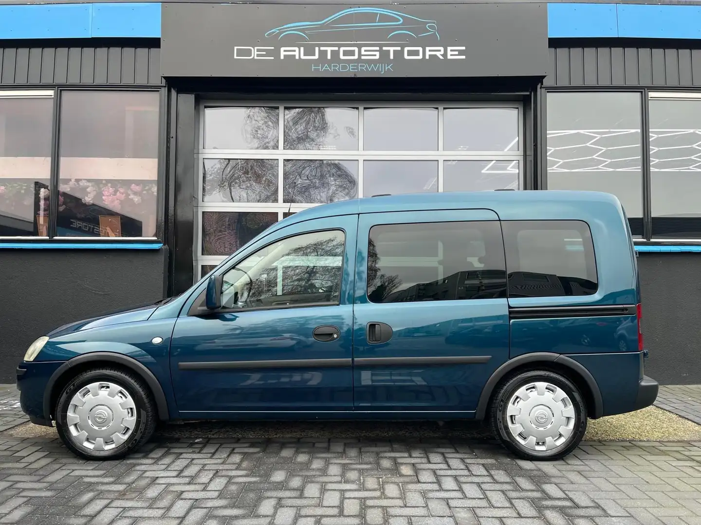 Opel Combo 1.6-16V CNG Comfort Personenauto 2 Schuifdeuren Ai Grün - 2