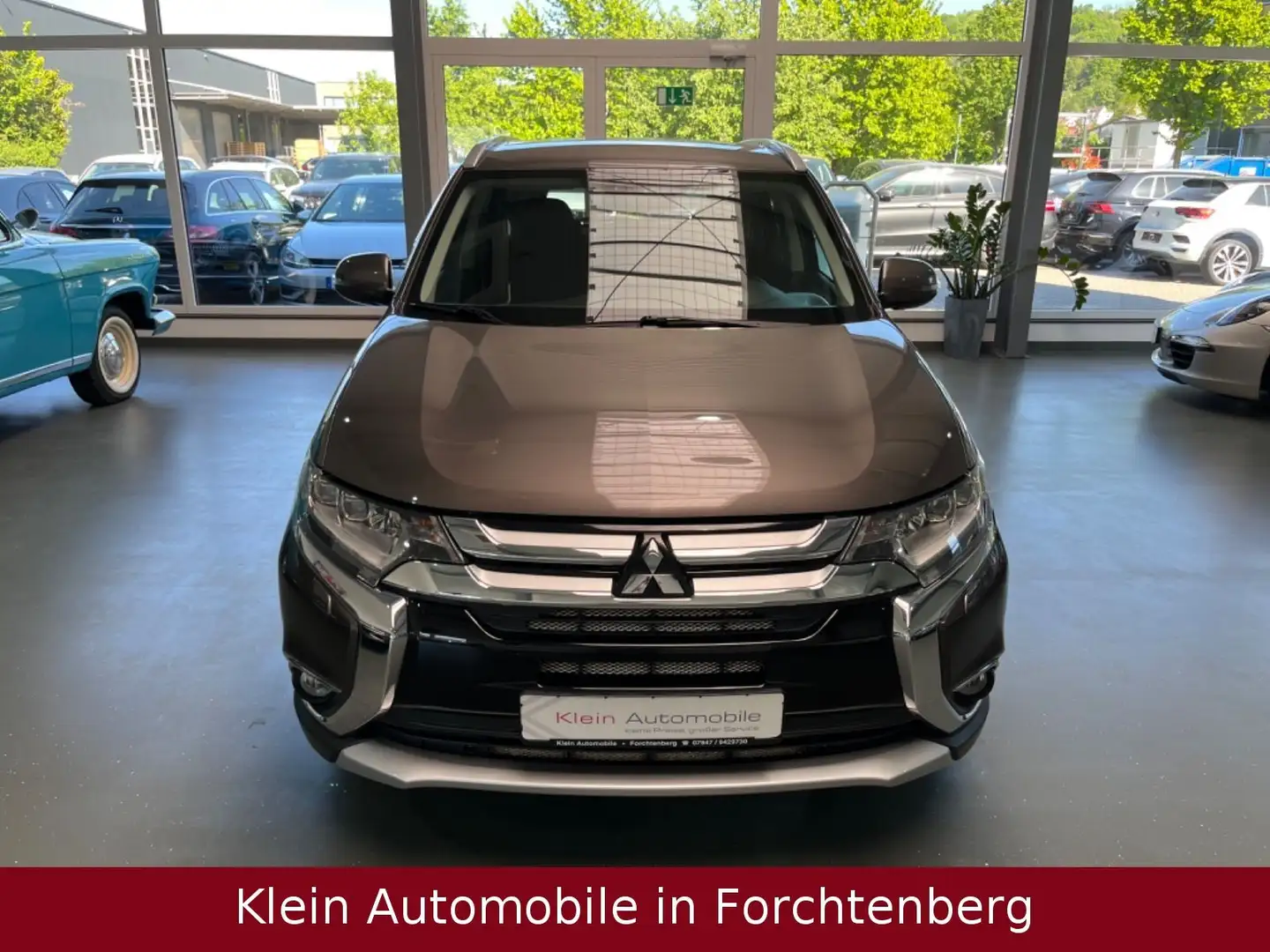 Mitsubishi Outlander SUV-Star+ 4WD Aut Navi Xen Kamera AHK Braun - 2