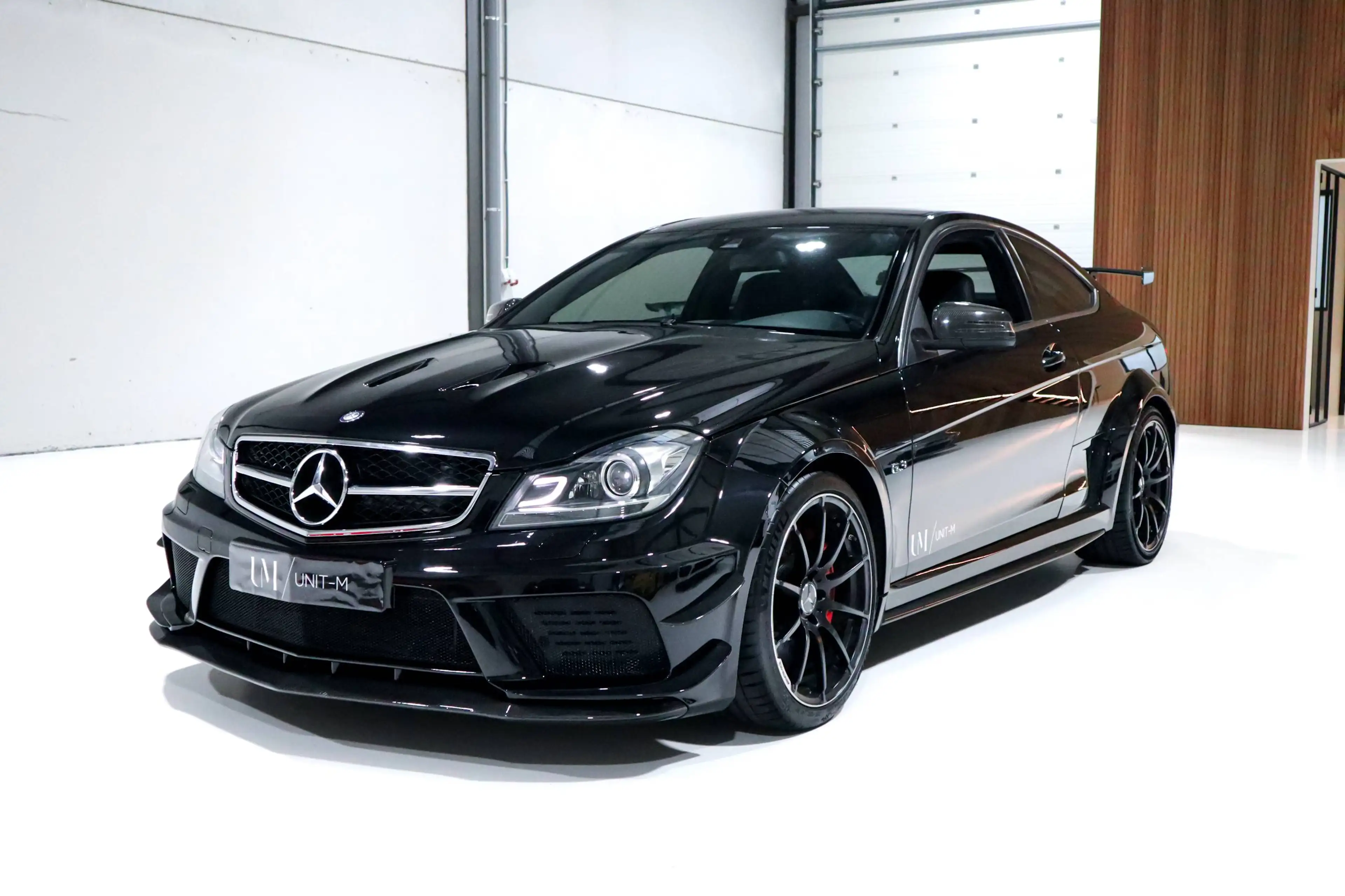Mercedes-Benz C 63 AMG C63 AMG Black Series — photo 8