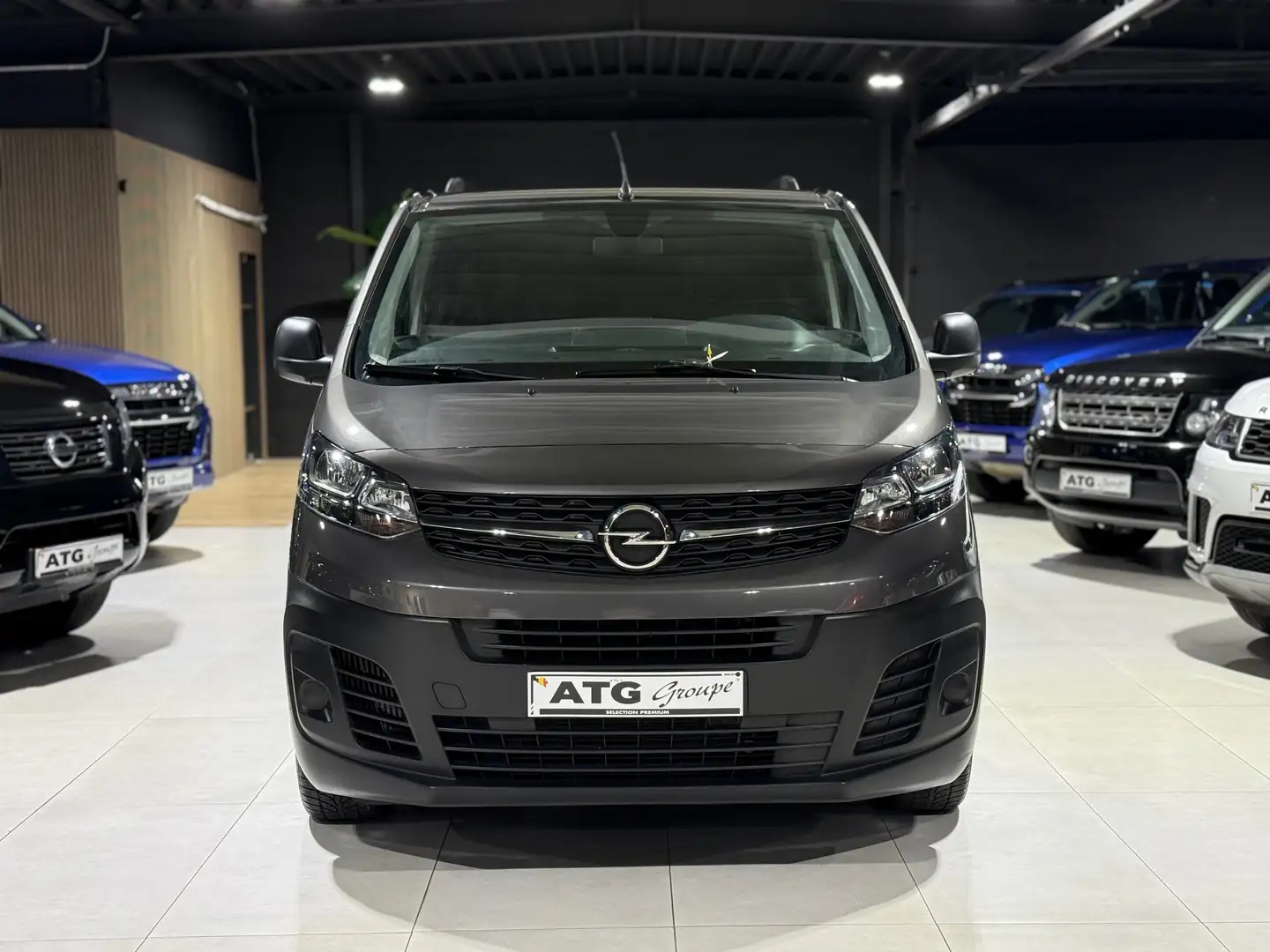 Opel Vivaro 2.0 HDi L3 LONG DOUBLE CABINE 5PL TVAC 2022 Grijs - 2