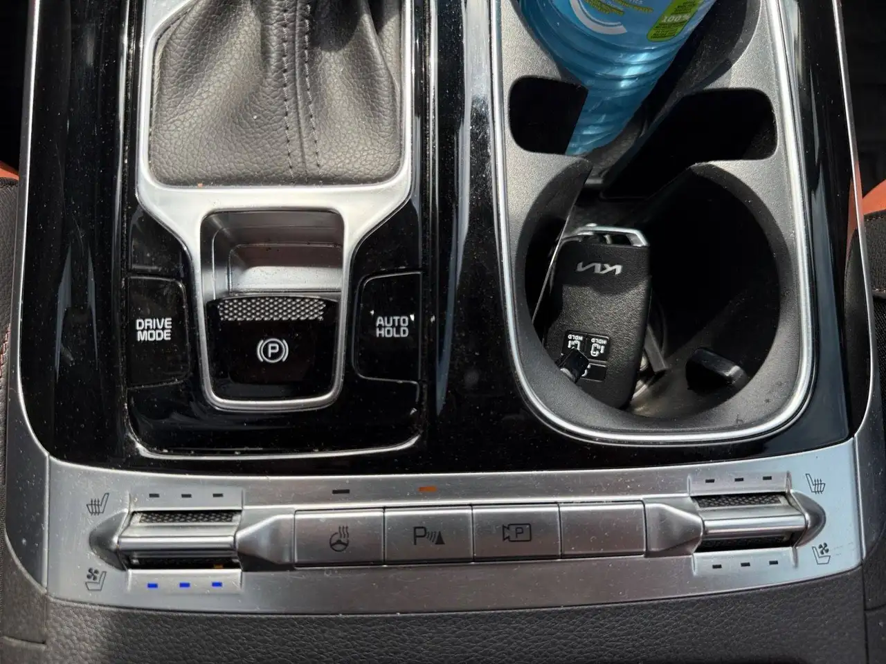 Kia Carnival снимка Kia Carnival