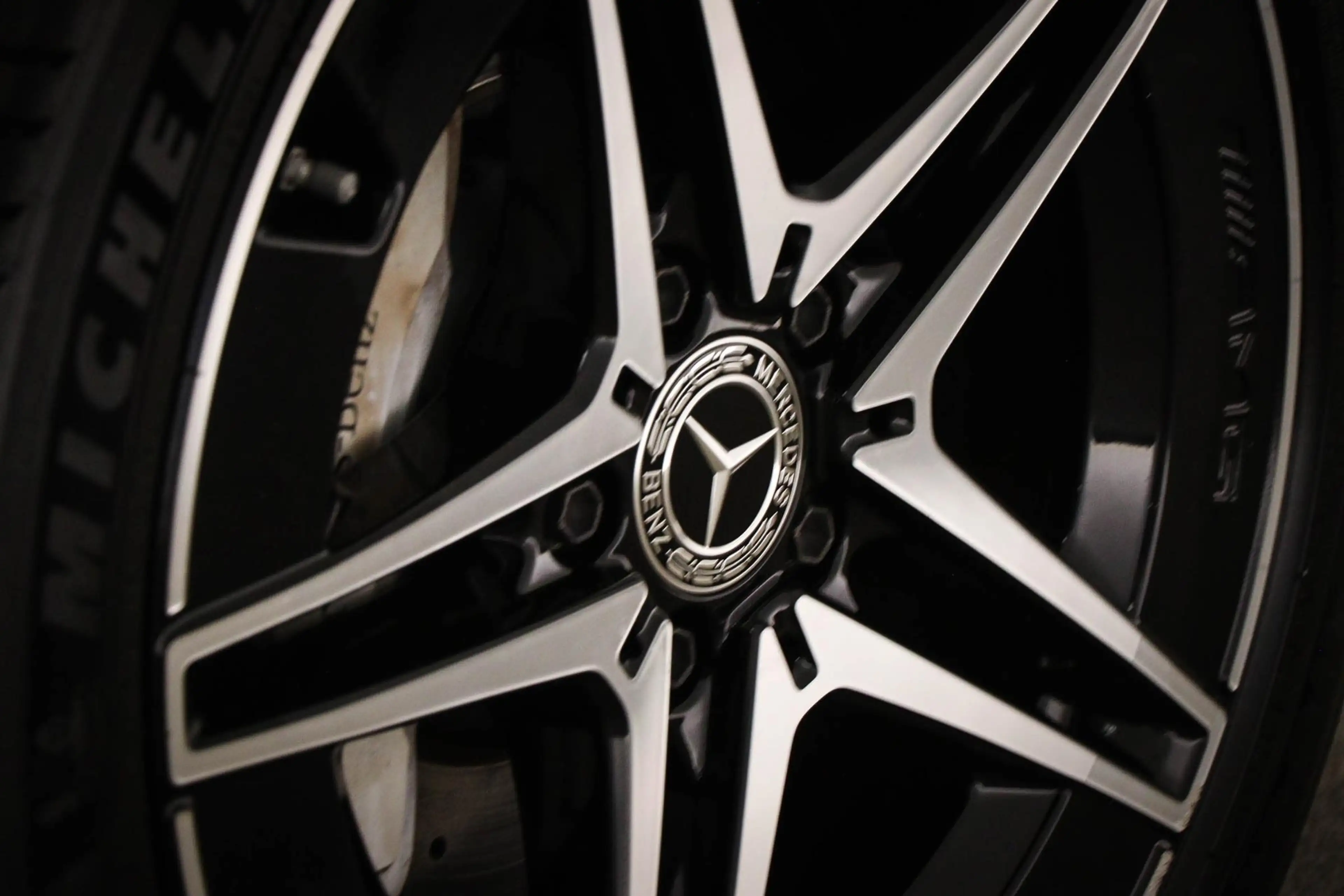 Mercedes-Benz C 300 Estate e AMG Line | PREMIUM PLUS PACK | PANORAMADA — photo 31