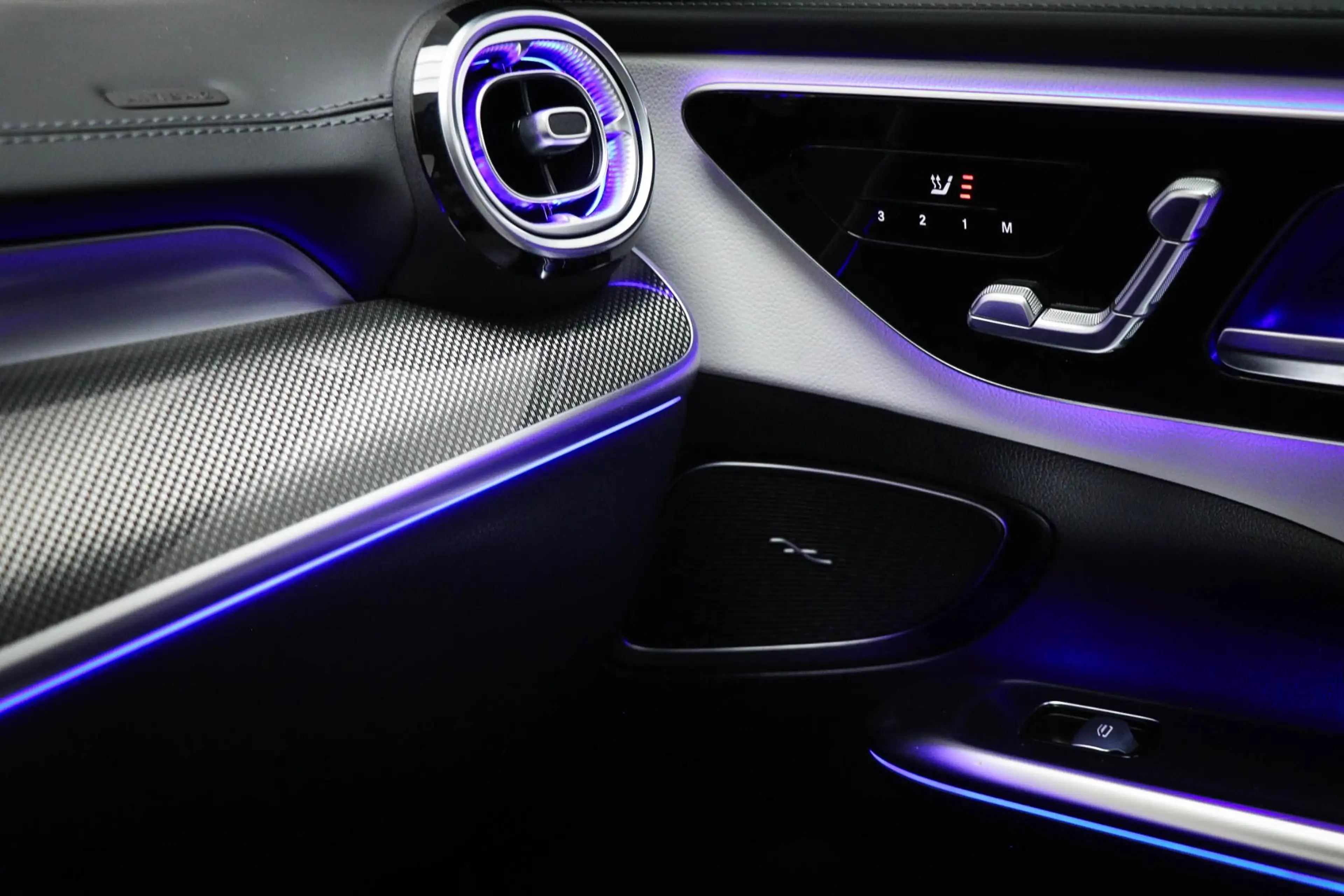 Mercedes-Benz C 300 Estate e AMG Line | PREMIUM PLUS PACK | PANORAMADA — photo 13
