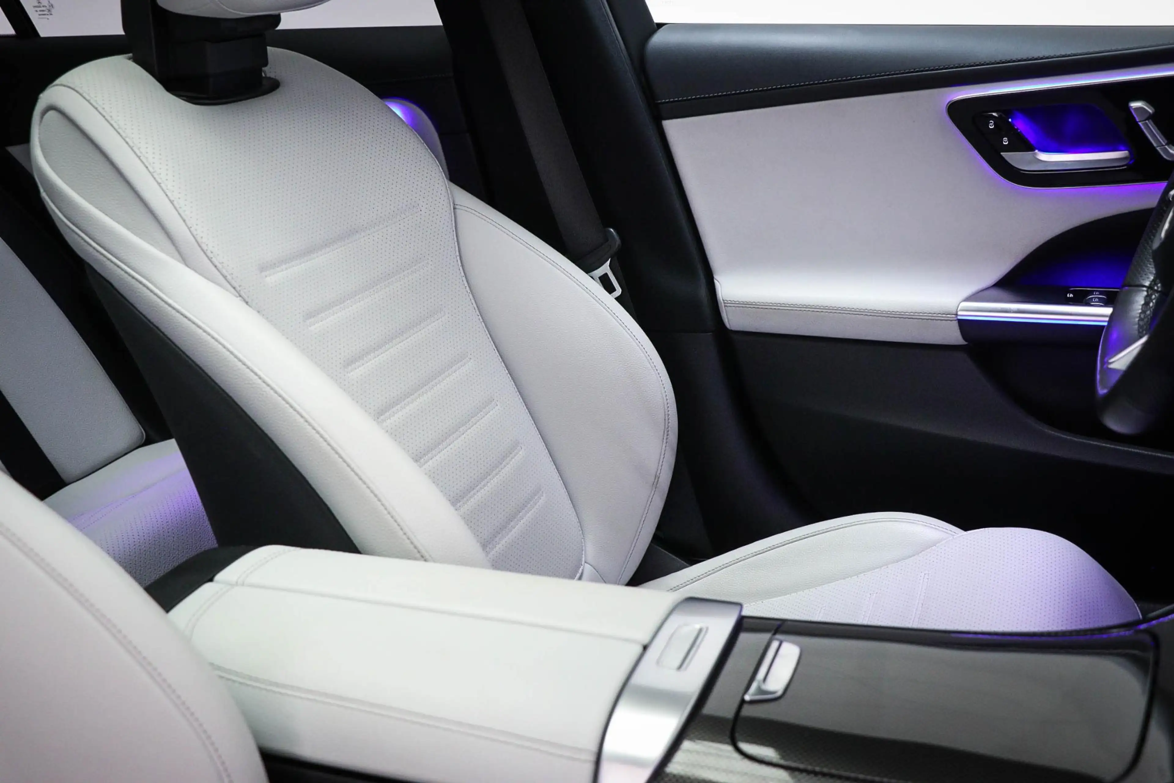Mercedes-Benz C 300 Estate e AMG Line | PREMIUM PLUS PACK | PANORAMADA — photo 14