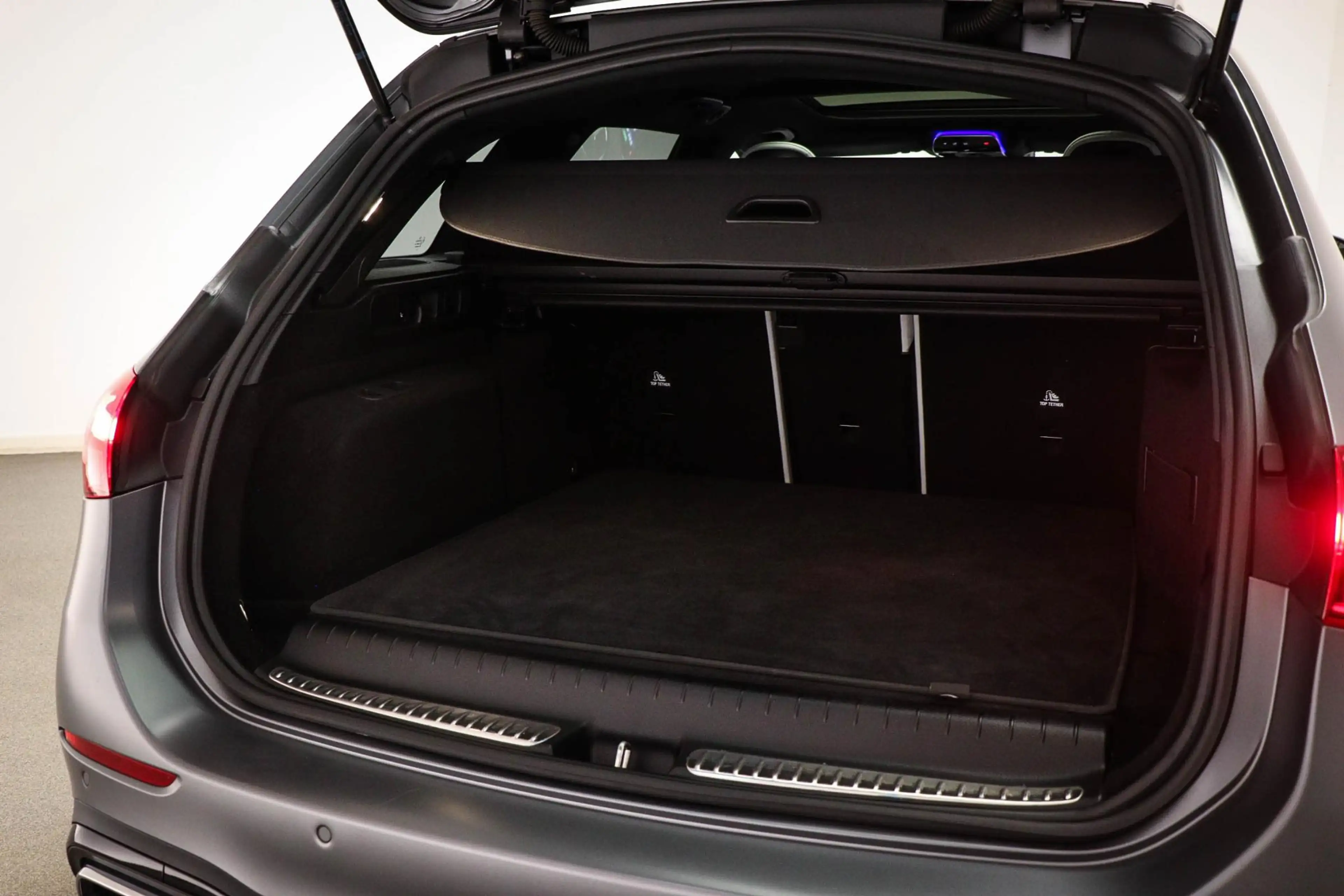 Mercedes-Benz C 300 Estate e AMG Line | PREMIUM PLUS PACK | PANORAMADA — photo 18