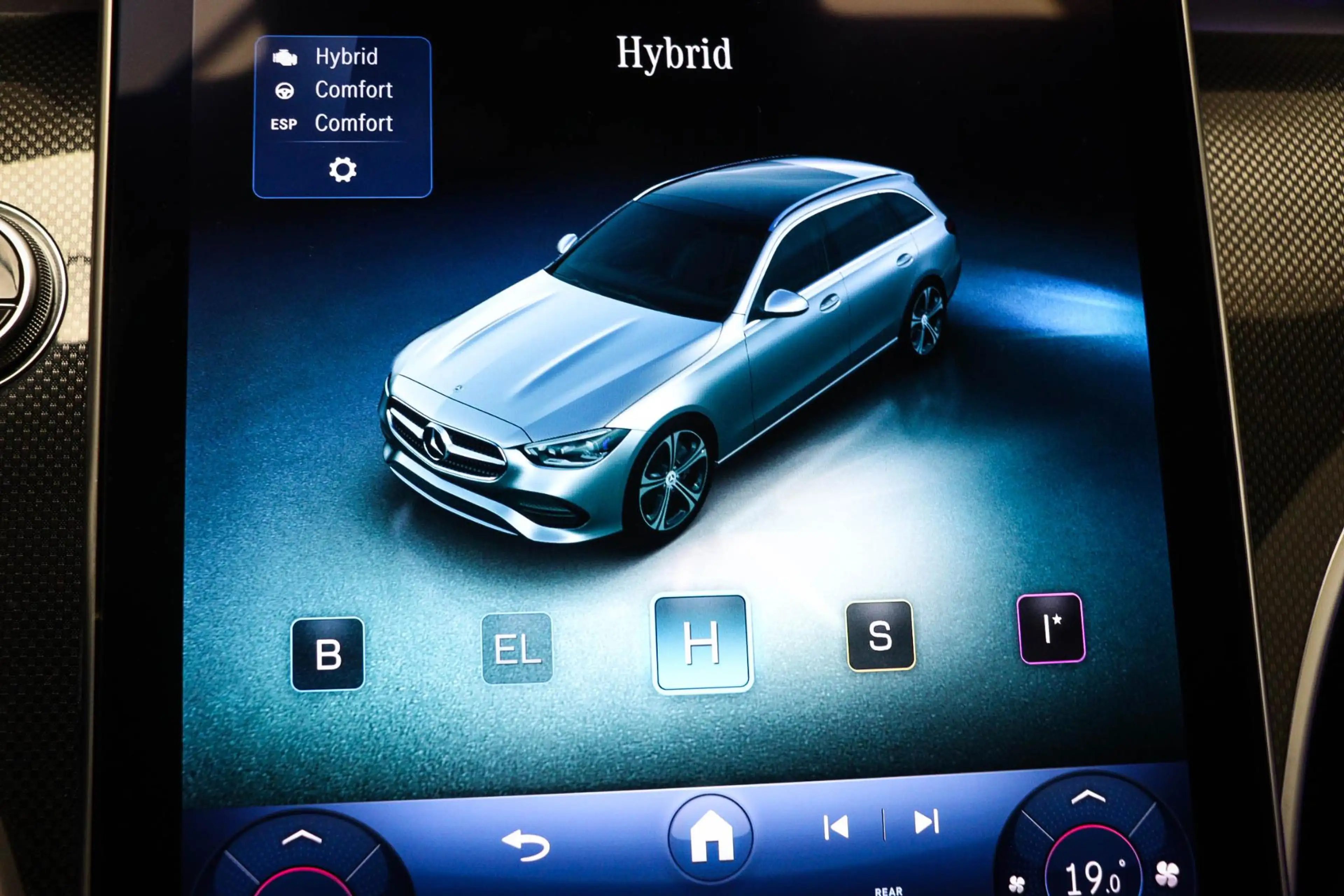 Mercedes-Benz C 300 Estate e AMG Line | PREMIUM PLUS PACK | PANORAMADA — photo 41