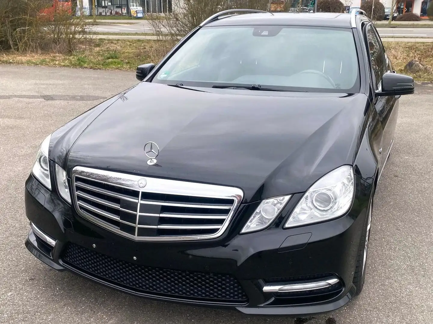 Mercedes-Benz E 350 CDI 4Matic  7G-TRONIC Avantgarde Silber - 2