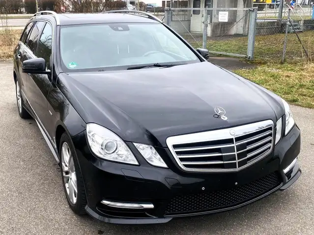 Mercedes-Benz E 350 CDI 4Matic  7G-TRONIC Avantgarde