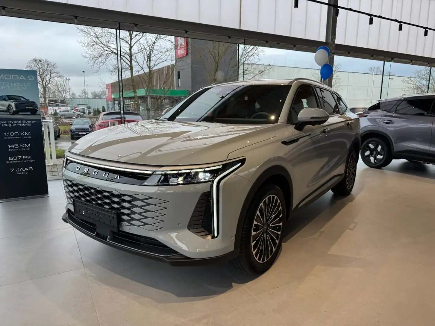 Omoda 9 SHS-P Exclusive SHS-P AWD PHEV Grau - 2