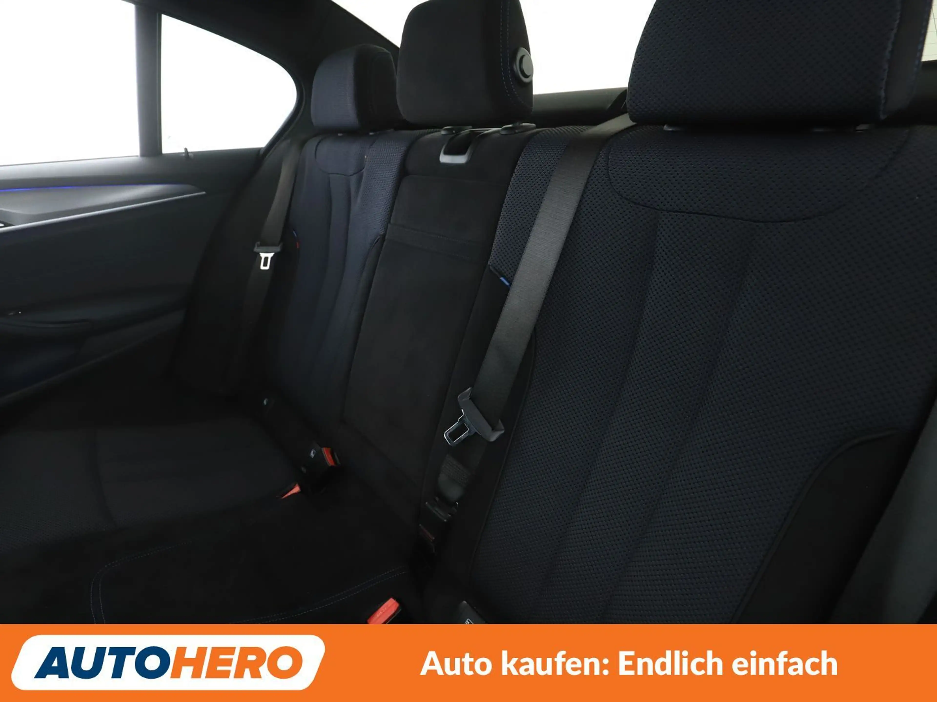 BMW 530 530e M Sport Aut.*NAVI*LED*HUD*ACC*CAM*PDC*SHZ* — photo 14