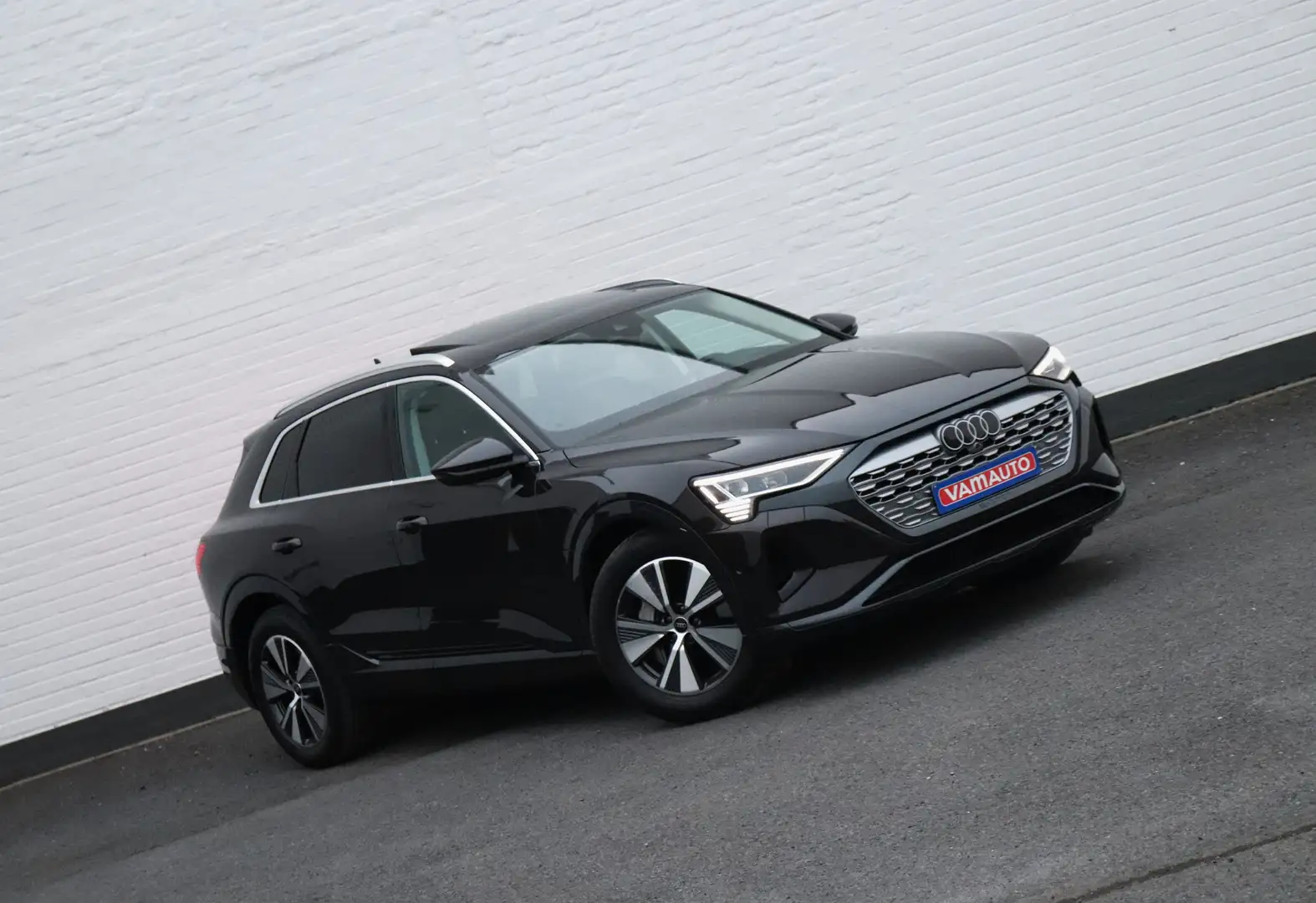 Audi Q8 e-tron 55 Quattro - HUD/Pano/Memory/360/TowBar/Leather Brun - 1